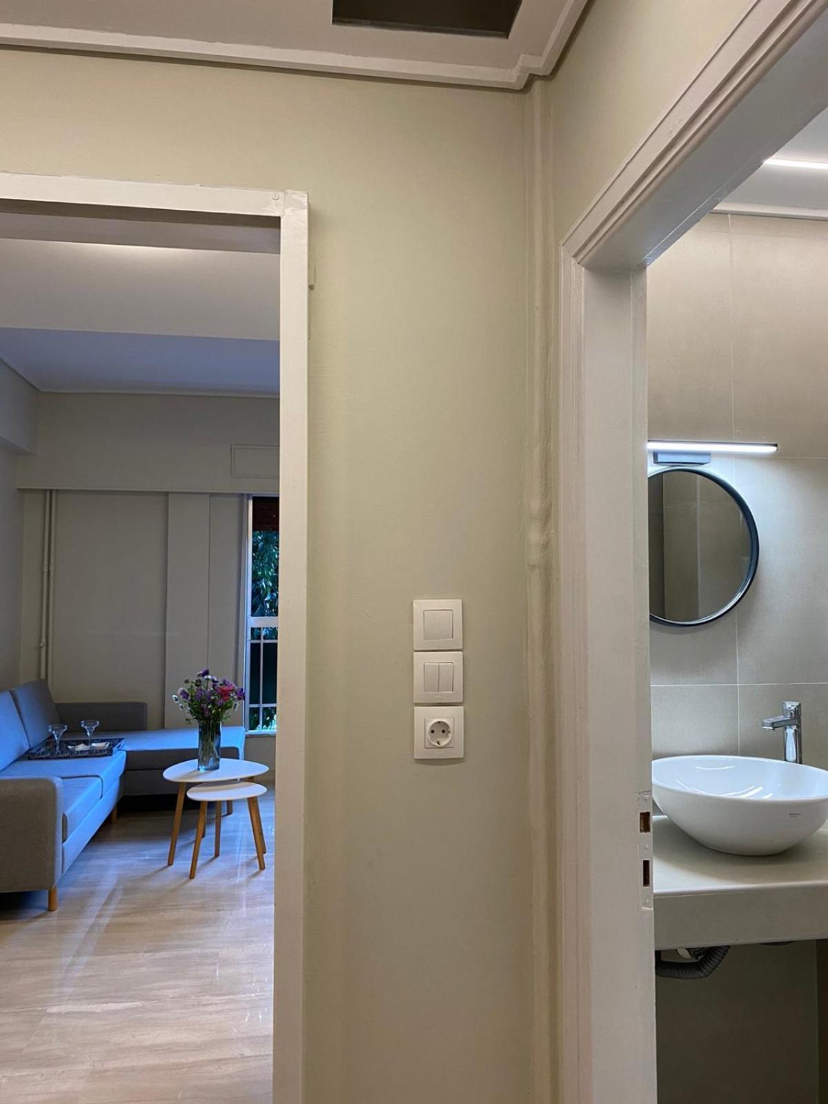 אתונה Evrou 21A Metropolitan Suite מראה חיצוני תמונה